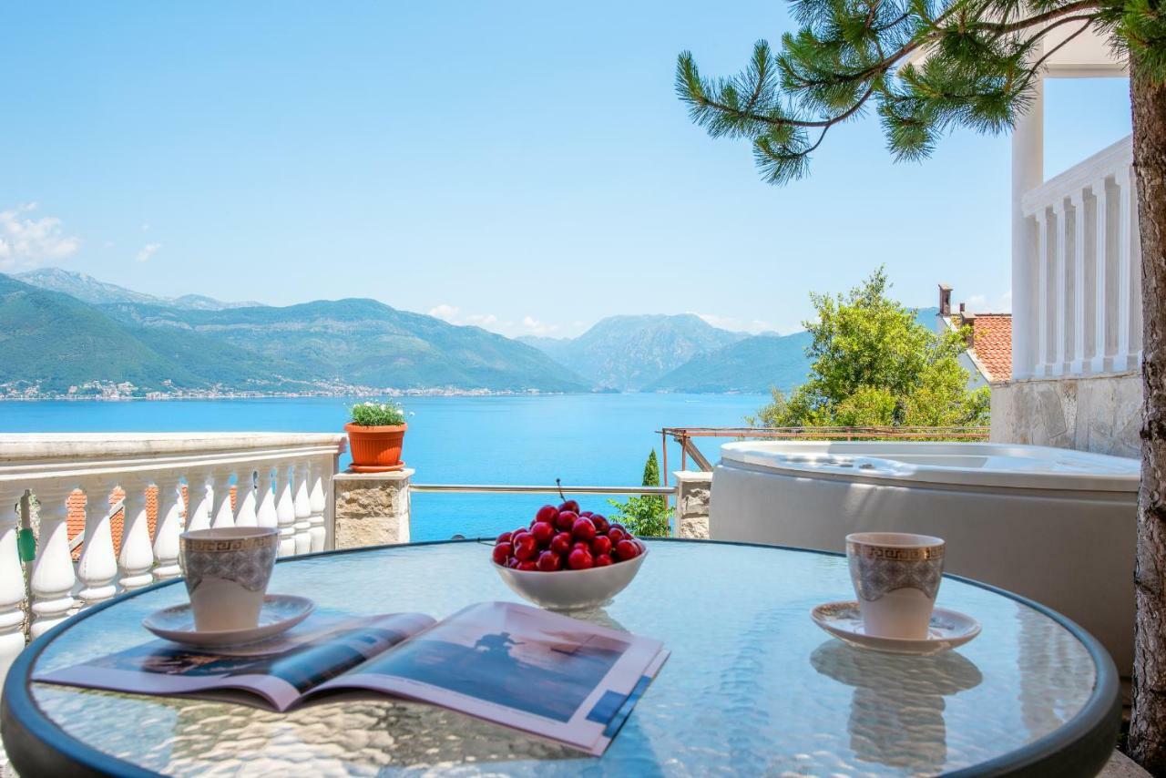 Boka Apartments Tivat Exteriér fotografie
